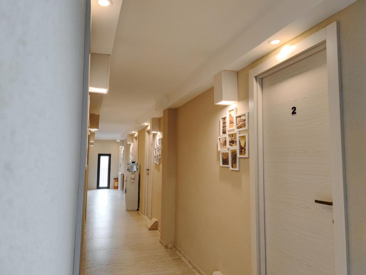 Hotel Marina Oasa Grocka Zewnętrze zdjęcie