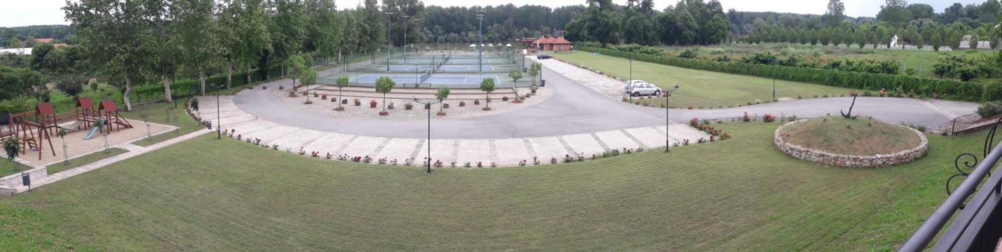 Hotel Marina Oasa Grocka Zewnętrze zdjęcie