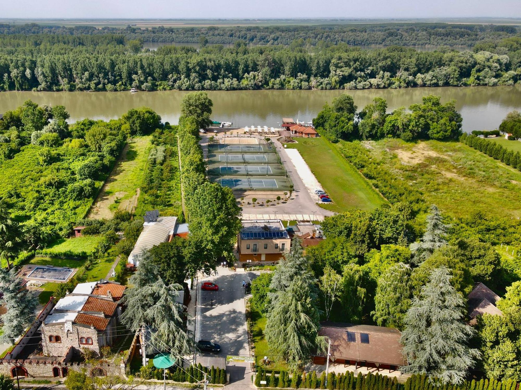 Hotel Marina Oasa Grocka Zewnętrze zdjęcie