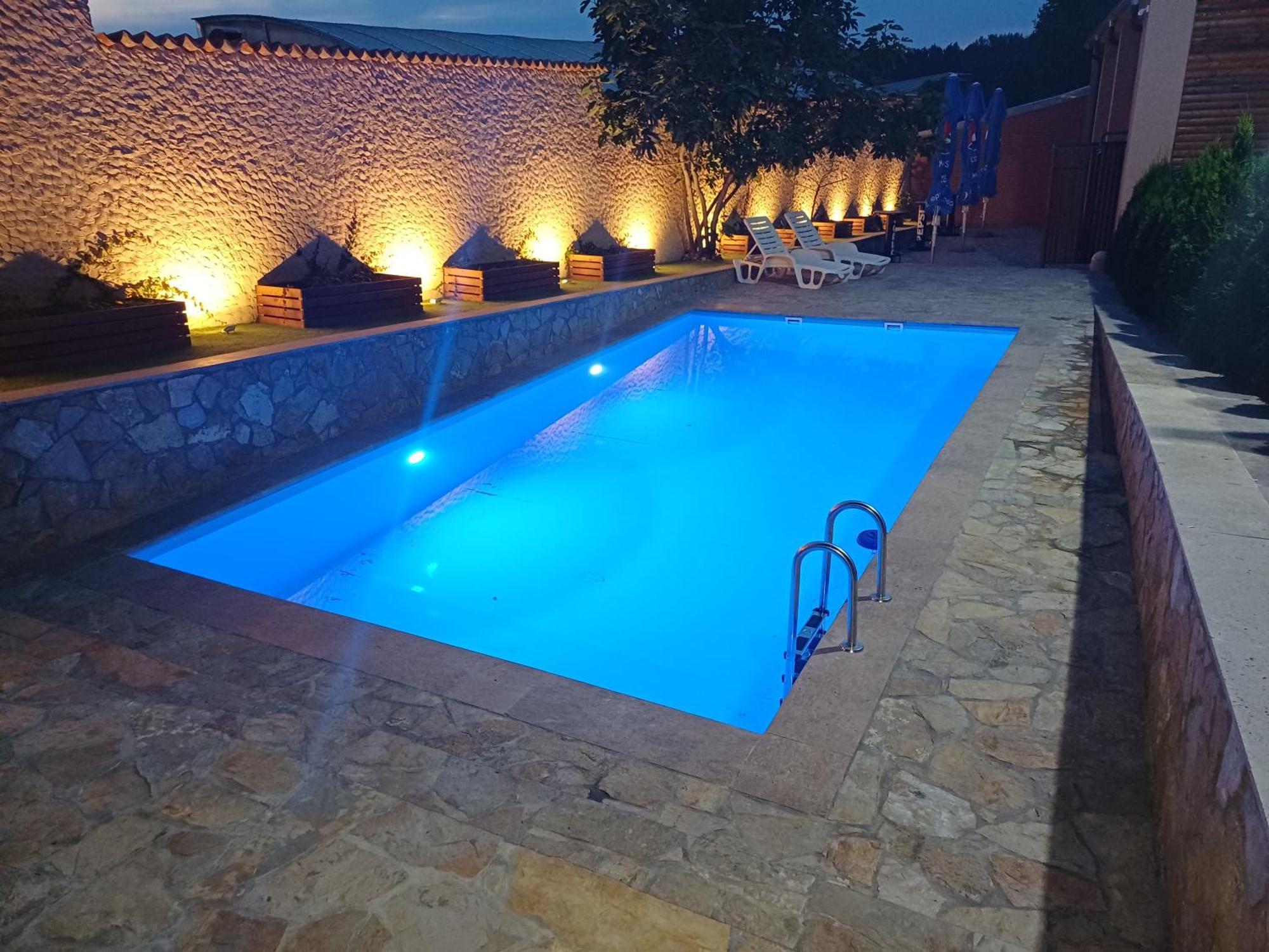 Hotel Marina Oasa Grocka Zewnętrze zdjęcie